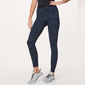LULULEMON Speed Up Tight Leggings in Nouveau Mach Blue Black Size 4